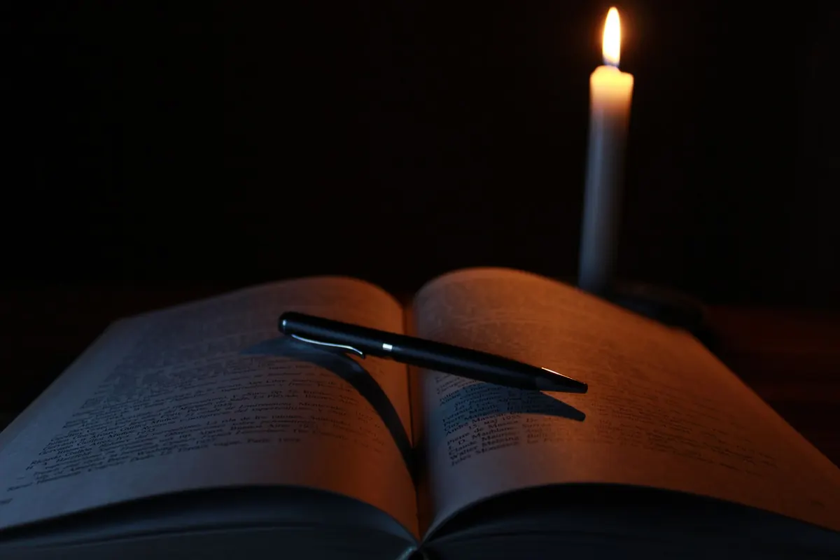 How to Read a Political Memoir Critically: A Beginner's Guide